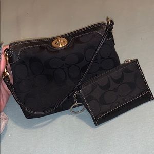 Coach twist lock wristlet and coin/card holder